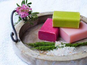 Guide d’achat des savons naturels : Le savon noir 2 Savons terre délice